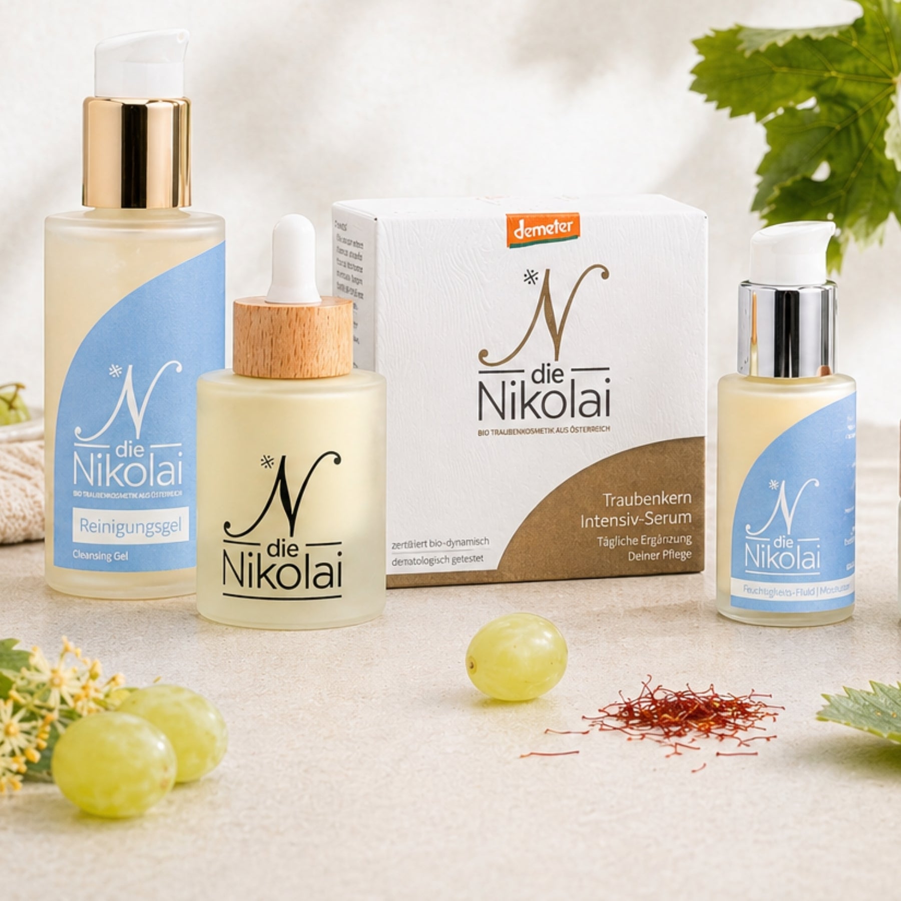 dieNikolai Reinigungsgel, Intensiv-Serum mit Demeter-Verpackung und Feuchtigkeits-Fluid mit Lindenblüten, Trauben und Safran – Bio-Traubenkosmetik aus der Wachau