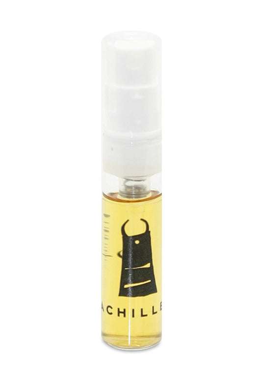 Achilles Naturparfum Mini im transparenten Sprühflakon mit goldener Flüssigkeit – Naturparfum erhältlich bei dieNikolai Bio-Naturkosmetik aus der Wachau